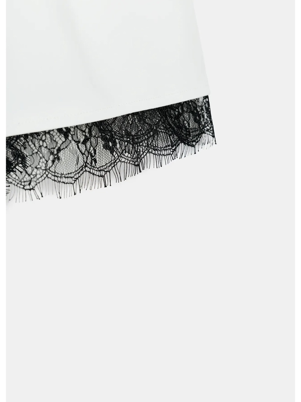 Combination Lace Shorts - Picture 5 of 7